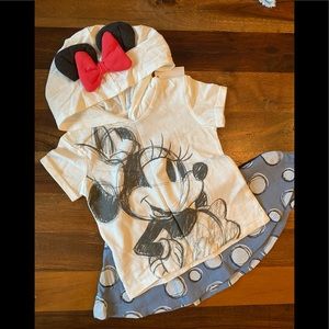 Never worn Minnie outfit